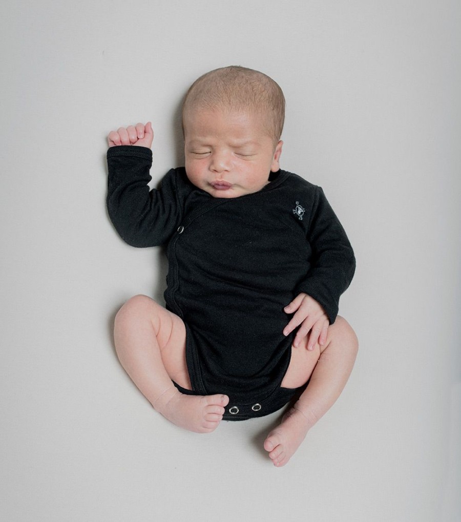 Nununu World Nununu World Baby Soft Envelope Bodysuit Black Onesies