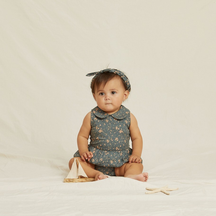 Rylee And Cru Rylee And Cru Cora Romper | Dark Floral Romper